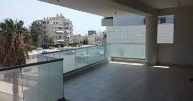 Gewerbefläche 1 600 m² in Larnaka, Zypern