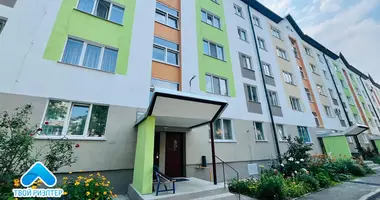 Apartamento 3 habitaciones en Mazyr, Belarús