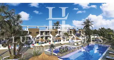 Квартира 4 комнаты в Пилар-де-ла-Орадада, Испания