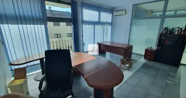 Propiedad comercial 209 m² en Budva, Montenegro