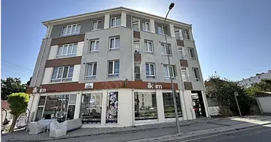 Wohnung 3 zimmer in Tepebaşı, Türkei