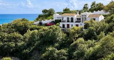 4 bedroom house in Benahavis, Spain
