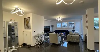 Apartamento 7 habitaciones en Duisburgo, Alemania