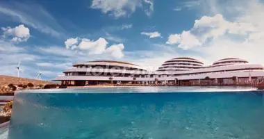 Mieszkanie 4 pokoi w Çeşme, Turcja