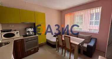 Apartamento 3 habitaciones en Nesebar, Bulgaria