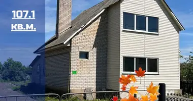 Casa en Milavidy, Belarús