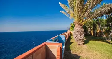 Villa in Katalonien, Spanien