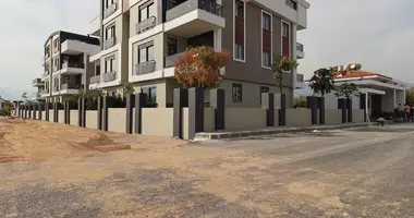 Appartement 2 chambres dans Dosemealti, Turquie