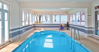 Отель 531 м² в Galizana, Хорватия