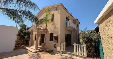 Dom 6 pokojów w Konia, Cypr