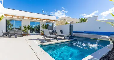 Villa 3 bedrooms in Los Montesinos, Spain