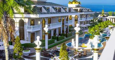 Квартира 2 спальни в Муратпаша, Турция