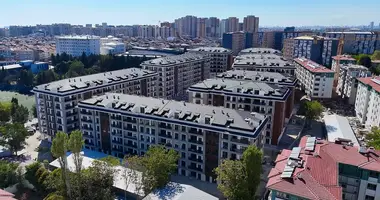 Duplex 4 bedrooms in Zeytinburnu, Turkey