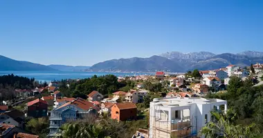 2 bedroom apartment in Skaljari, Montenegro