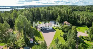 Haus 5 zimmer in Kirkkonummi, Finnland