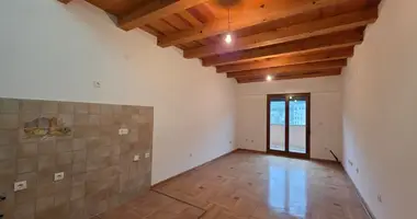 Квартира 4 спальни в Будва, Черногория