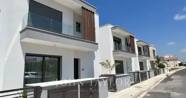 3 bedroom house in Konia, Cyprus