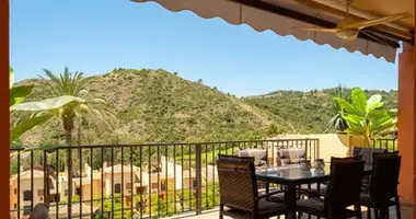 3 bedroom apartment in Benahavis, Spain