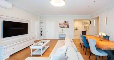 Apartamento 4 habitaciones en Voluntari, Rumanía
