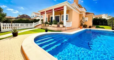 6 bedroom house in La Mata, Spain