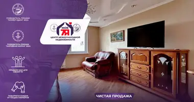 Mieszkanie 3 pokoi w Soligorsk, Białoruś