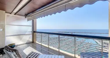 Apartamento en Alicante, Španjolska