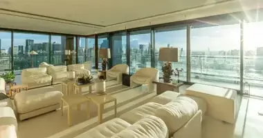 Condo 4 bedrooms in Bangkok, Thailand