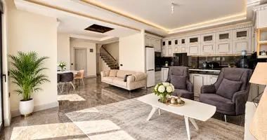 Wohnung 4 zimmer in Alanya, Türkei