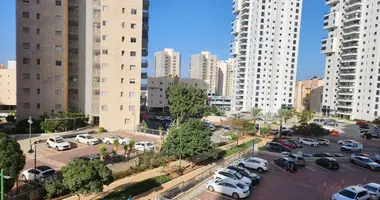 4 room apartment in Ashkelon, Israel