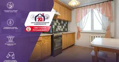 Apartamento 3 habitaciones en Maladetchna, Belarús