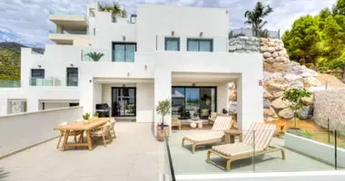 4 bedroom house in Dos Hermanas, Spain