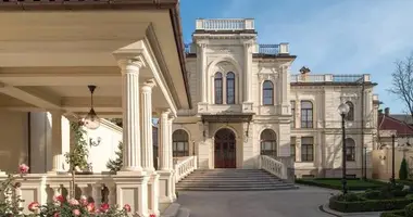 Дом 8 комнат в Одесса, Украина