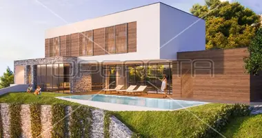5 room house in Grad Vodice, Croatia