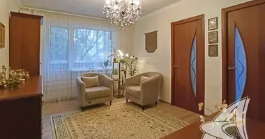 Mieszkanie 4 pokoi w Muchaviecki sielski Saviet, Białoruś