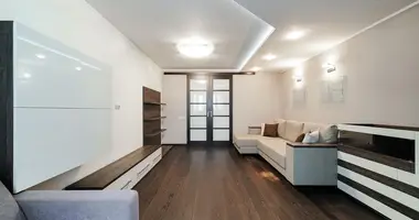 Квартира 3 комнаты в Минск, Беларусь