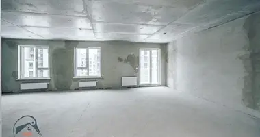 3 room apartment in Kopishche, Belarus