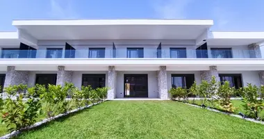 2 bedroom apartment in Paralia Dionisiou, Greece