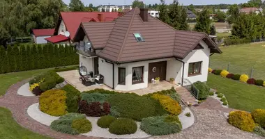 Casa en Varsovia, Polonia