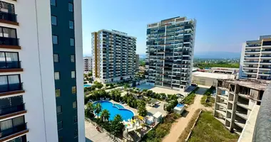 Квартира 2 комнаты в Мезитли, Турция