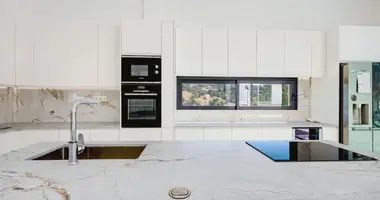 Haus 4 Schlafzimmer in Loule, Portugal