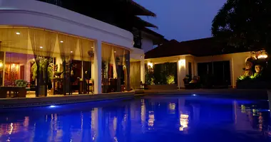 Haus 6 Schlafzimmer in Hua Hin, Thailand