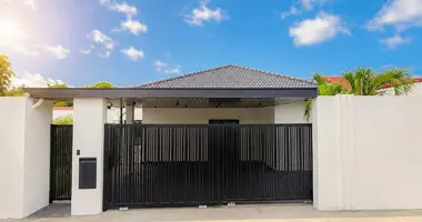 Haus 3 Schlafzimmer in Huai Yai, Thailand