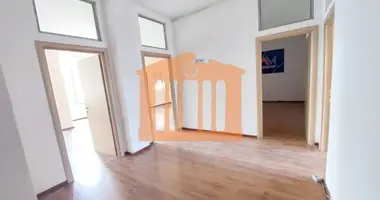 Nieruchomości komercyjne 147 m² w Bashkia Durres, Albania