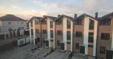 Mieszkanie 3 pokoi w Lymanka, Ukraina