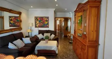 Apartamento 3 habitaciones en Dos Hermanas, Španjolska