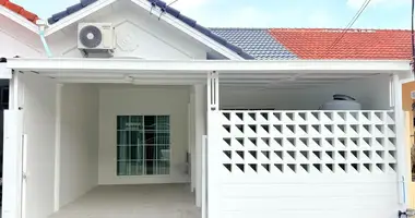 2 bedroom house in Nong Pla Lai, Thailand