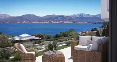 Apartamento 2 habitaciones en Lustica, Montenegro