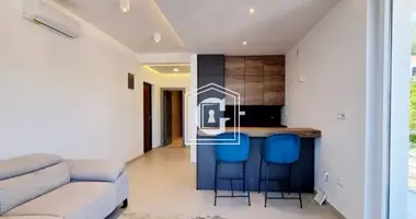 Квартира 2 комнаты в Крашичи, Черногория