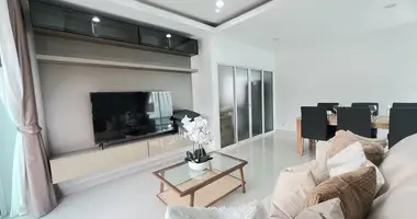 Maison 3 chambres dans Sakhu, Thaïlande