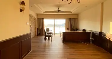 Bureau 210 m² dans Limassol, Chypre